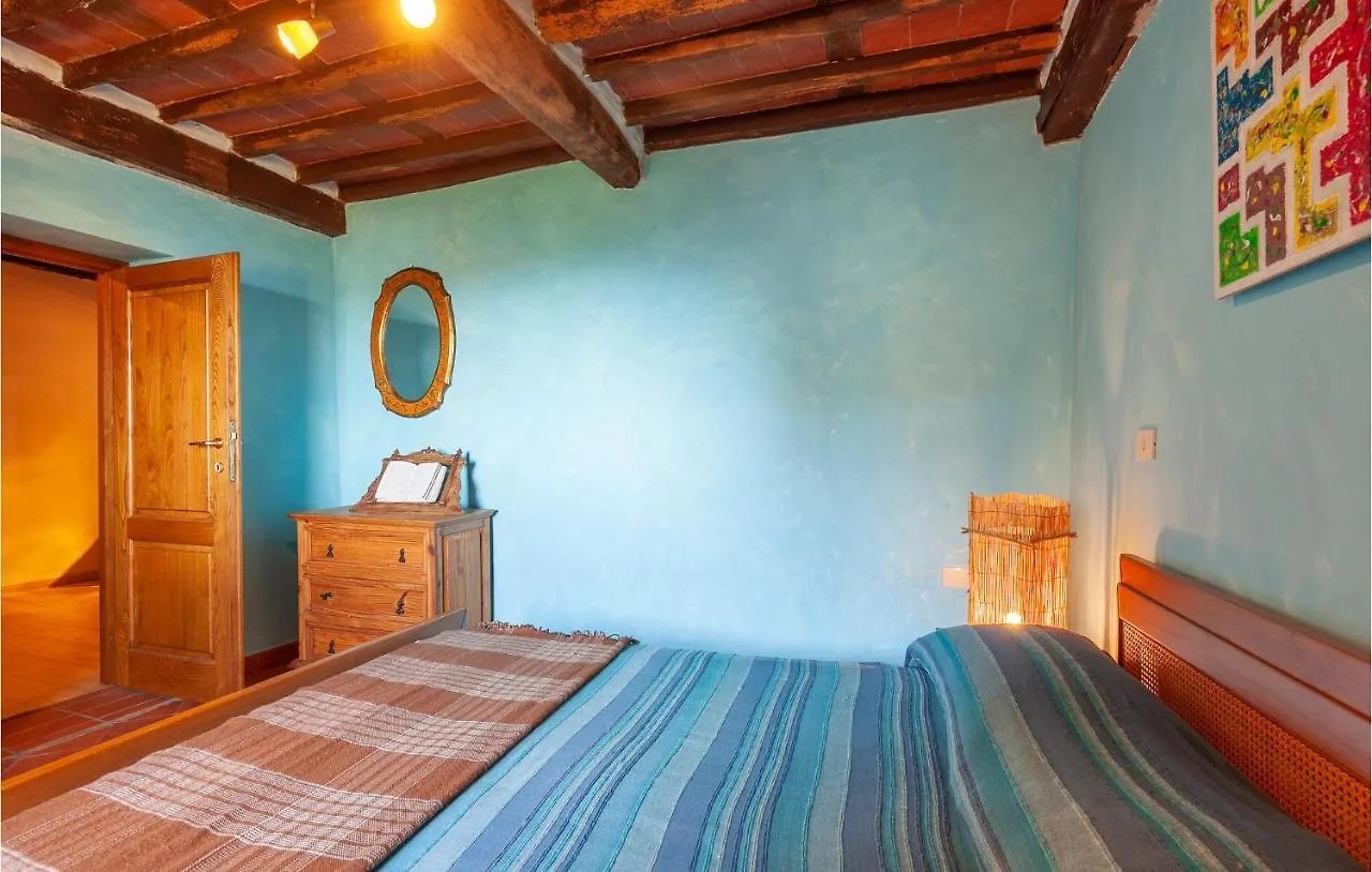 4 Bedroom Gorgeous Home In Colognora Di Pescaglia Vetriano 0*,